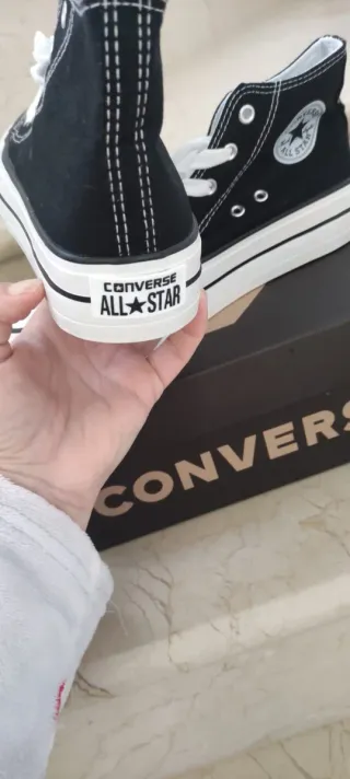 Converse Talla 37 Unisex Negro/Blanco