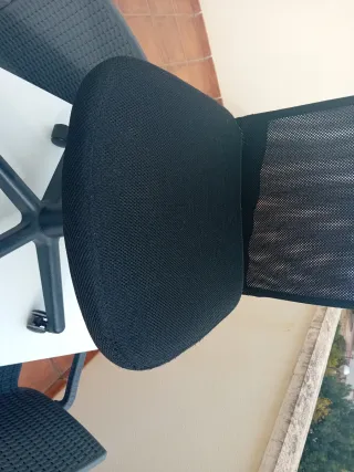 Sillas de oficina giratorias, las 2 por 50€ 1×30€