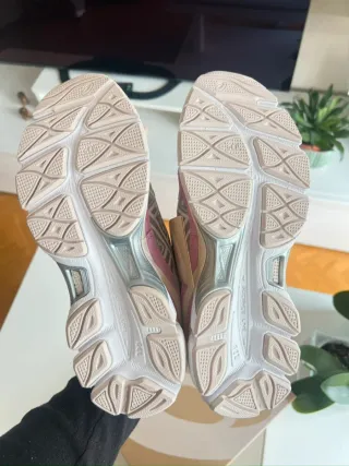 Asics Gel-NYC Talla 39.5 Nuevas