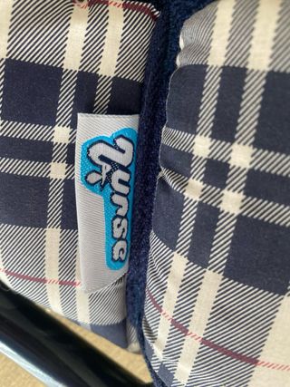 Trona / Silla de comer a cuadros