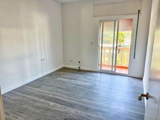 Chalet en venta en La Granja-La Colina-Los Pastores en Algeciras