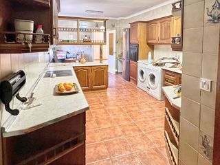 Chalet en venta en La Granja-La Colina-Los Pastores en Algeciras