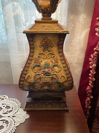 Lámpara de mesa Vantage y multicolor