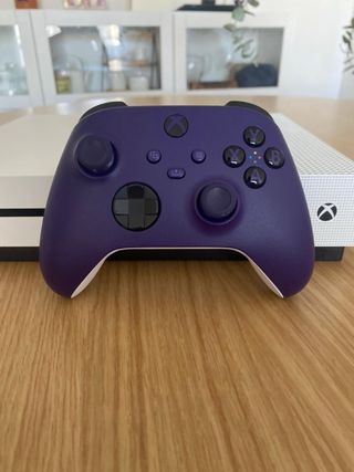 Mando Xbox One Morado