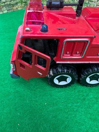 Camión de Bomberos – Corgi – Aprox escala 1:32