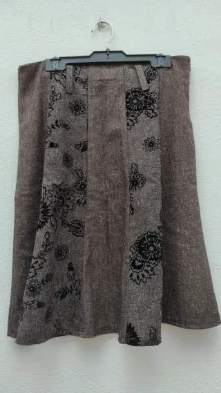 Falda marrón chocolate