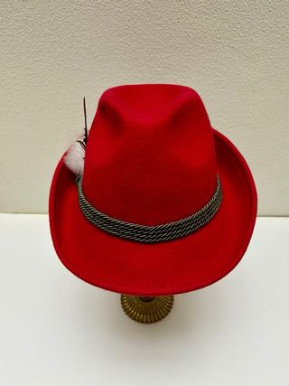 Cappello donna feltro rosso con piuma