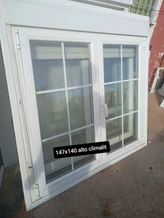 Ventana aluminio 110x126 Climalit