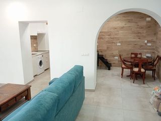 Casa adosada en alquiler en Sanlúcar la Mayor