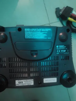 Nintendo 64 impecable + Mando y 3 juegos.