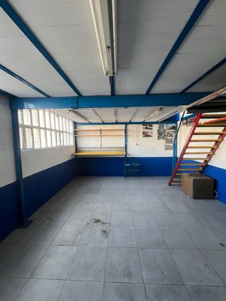 Garaje para MOTOS con trastero