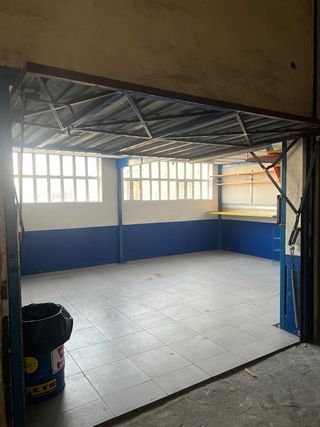 Garaje para MOTOS con trastero