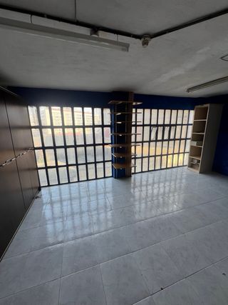 Garaje para MOTOS con trastero