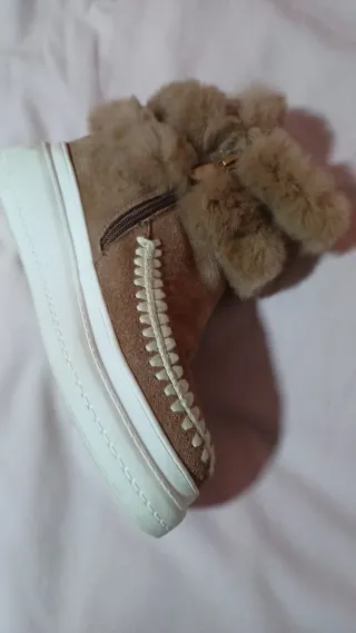 Botas mujer pelo beige talla 39