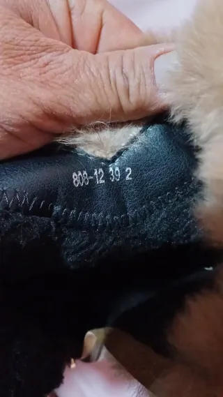 Botas mujer pelo beige talla 39