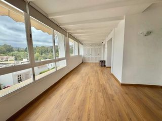 Piso en alquiler en Benahavís