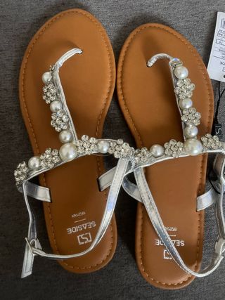 Sandalias Seaside Mujer Plata Adorno Perlas
