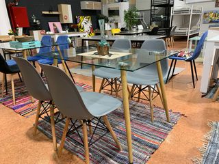 Mesa Comedor Cristal + 4 Sillas Diseño