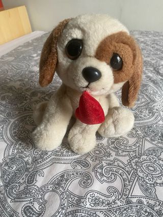 Peluche perro corazón