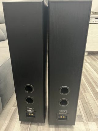 Pareja Altavoces Magnat Monitor Supreme 802