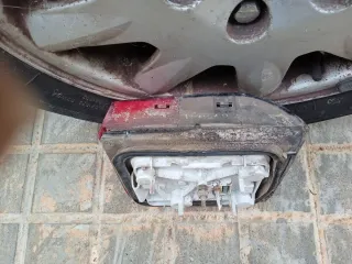 Piloto trasero derecho Peugeot 205