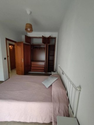 Alquiler habitación de matrimonio en casa adosada