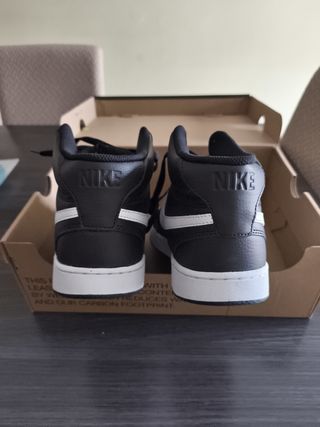 Nike Court Vision Mid Talla 43 Nuevas