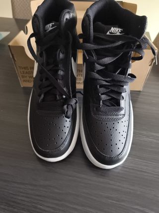 Nike Court Vision Mid Talla 43 Nuevas