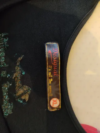 Vestido Desigual Azul Marino con Detalles