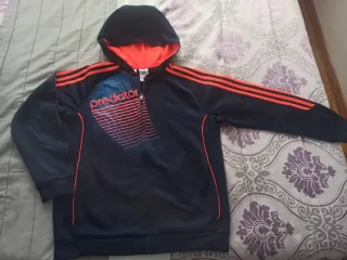 Sudadera Adidas azul y naranja