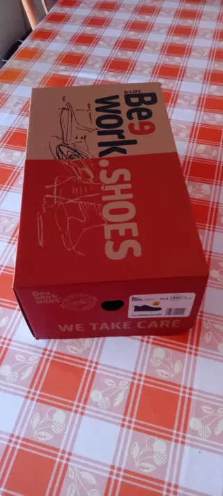 Zapatos de seguridad SIN ESTRENAR. Talla 46