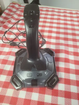 Logitech 5.1 Sistema de Sonido