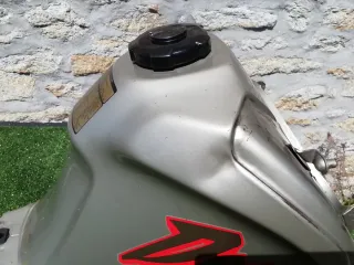 Depósito de gasolina para Honda Dominator nx 650