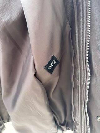 Chaqueta efecto piel Zara oversize