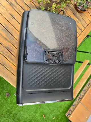 Cafetera Super Automática Philips Serie 2200