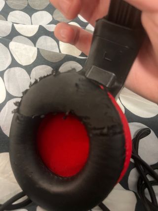 Cascos Gaming PS4 Negros y Rojos