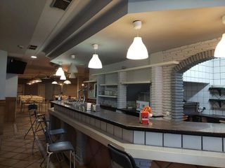 Local comercial en venta en Quesada