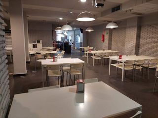 Local comercial en venta en Quesada