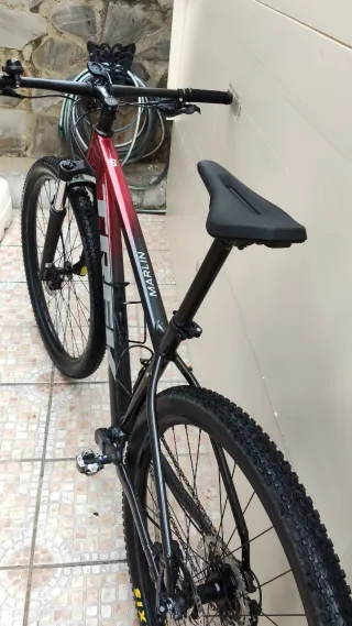 Bicicleta Trek Marlin Roja