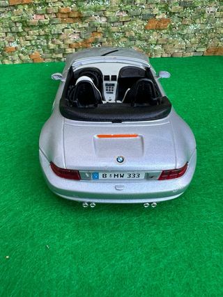 BMW M Roadster 1996 – Burago – Escala 1:24