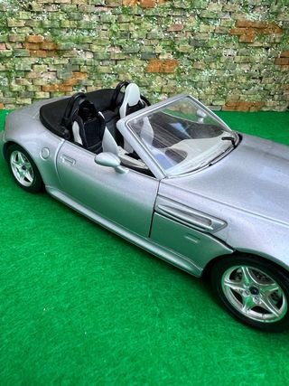 BMW M Roadster 1996 – Burago – Escala 1:24