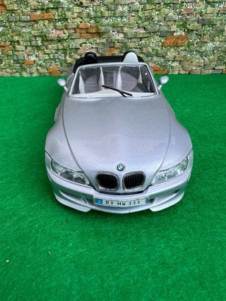 BMW M Roadster 1996 – Burago – Escala 1:24