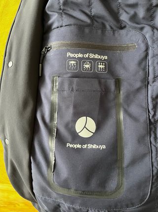 Chaqueta People of Shibuya Negra
