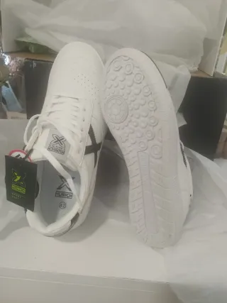 Zapatillas Munich Fútbol Sala Talla 42