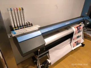 Plotter Roland VS640 funcionando