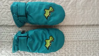 Manoplas nieve infantil dinosaurio