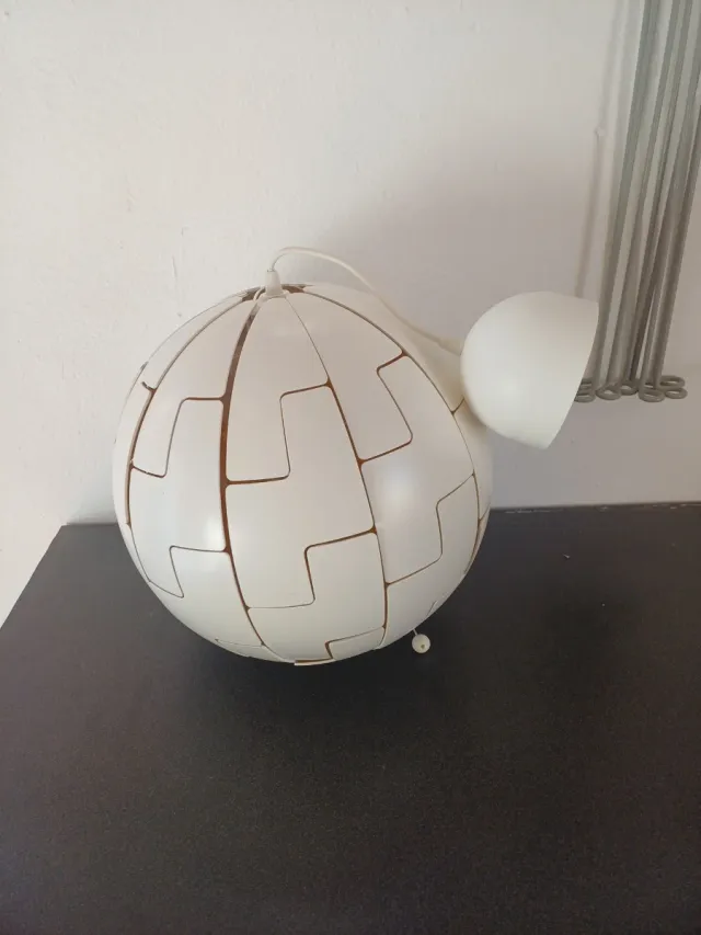 Lámpara esférica de diseño