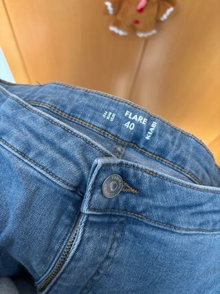 Pantalones vaqueros campana azules