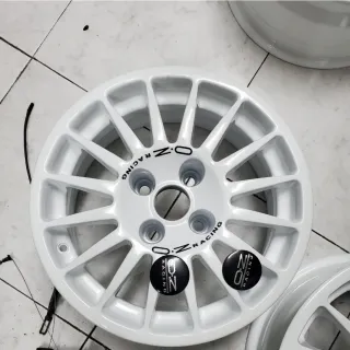 Llantas OZ 15" Superturismo 4x108