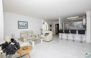 Piso en venta en Empuriabrava en Castelló d´Empúries